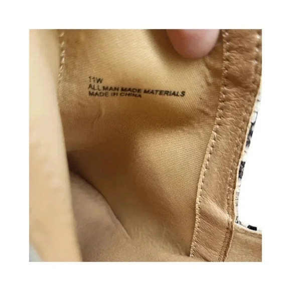 Lane Bryant Wide Width Snakeskin Booties Size 11W NWOT Ankle Boots Block Heel - Picture 4 of 5